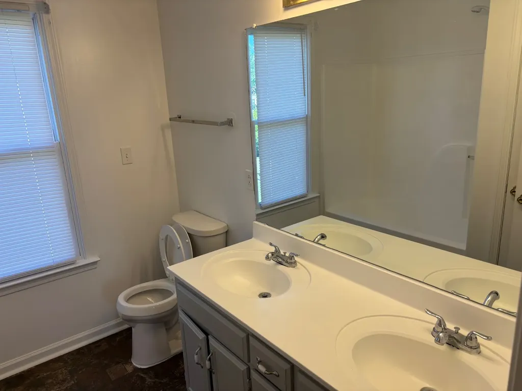 3321 Greenspoint Drive Clarksville TN 37042