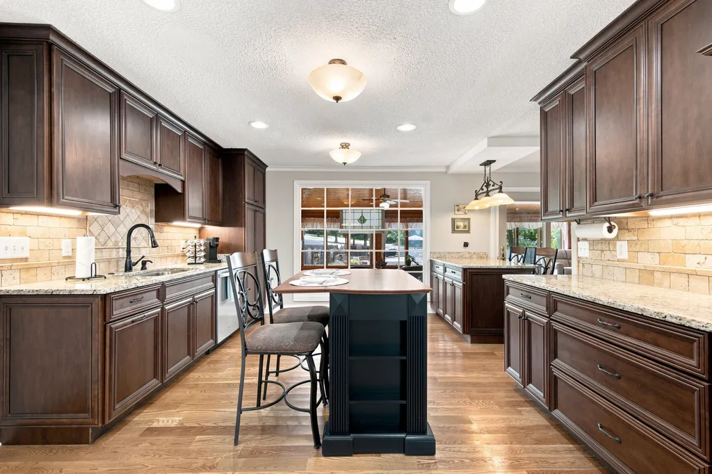 1004 Longview Drive Hendersonville TN 37075