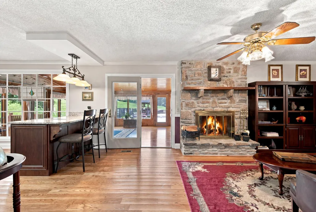 1004 Longview Drive Hendersonville TN 37075