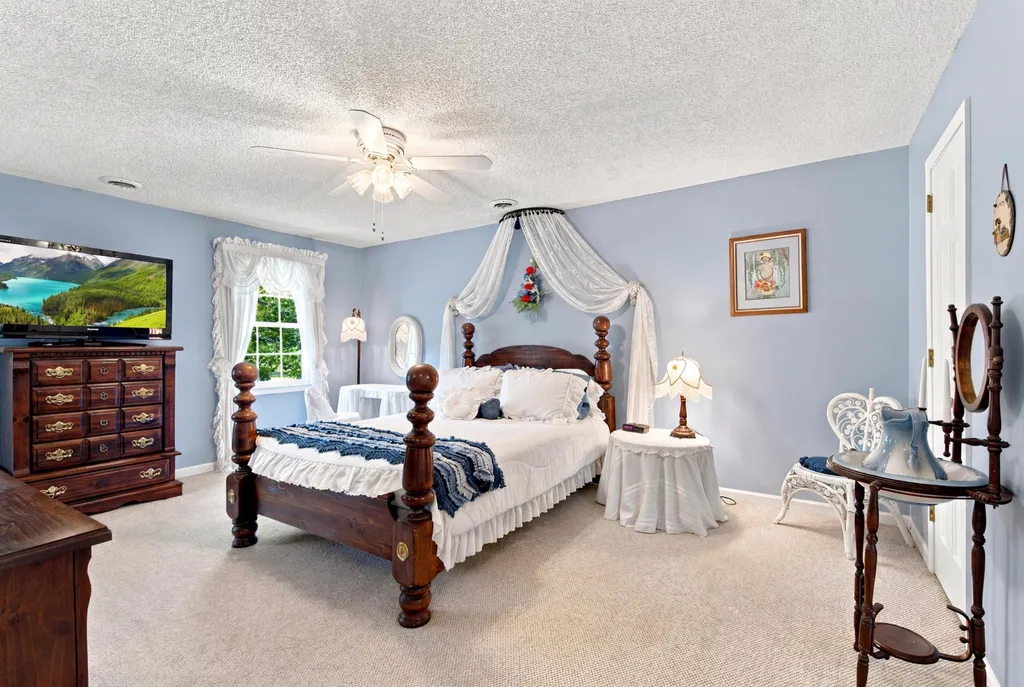 1004 Longview Drive Hendersonville TN 37075