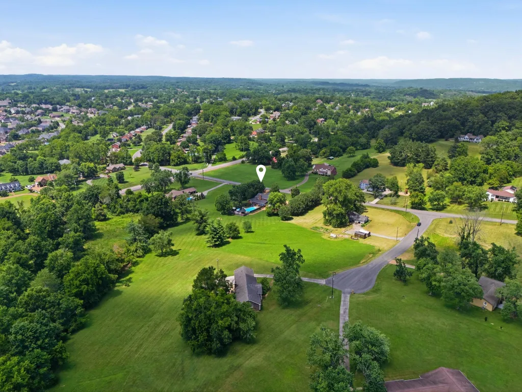 1004 Longview Drive Hendersonville TN 37075