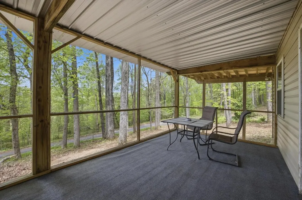 207 County Road 90 Riceville TN 37370