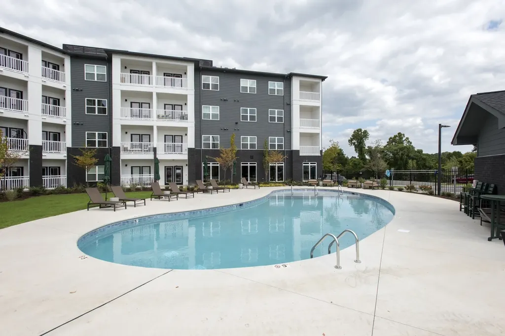 1540 Lebanon Pike Nashville TN 37210