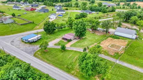 3389 Jefferson Davis Highway, W Elkton KY 42220
