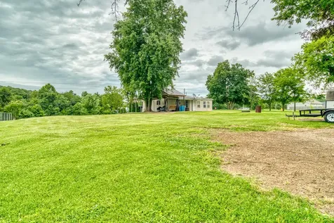 3389 Jefferson Davis Highway, W Elkton KY 42220