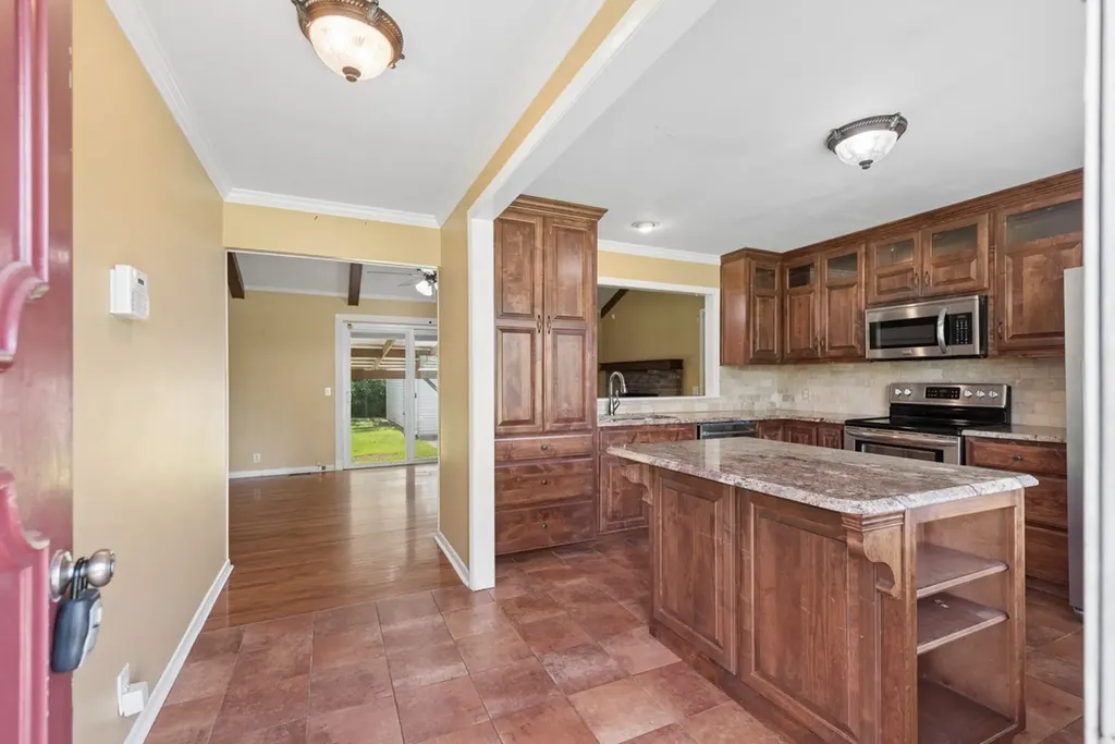 121 Bostring Drive Hendersonville TN 37075