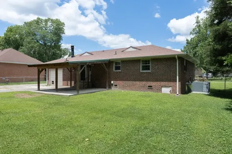 121 Bostring Drive Hendersonville TN 37075