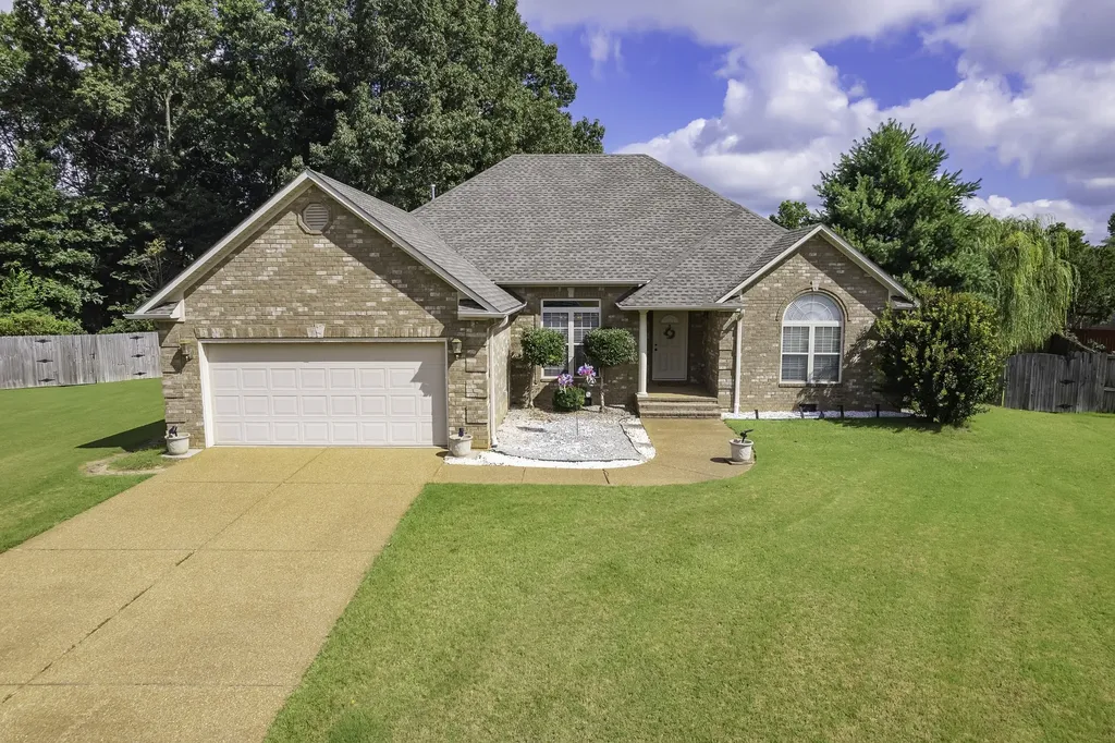 87 Lennox Village Drive Jackson TN 38305