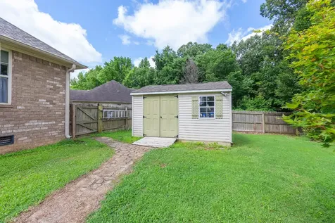 87 Lennox Village Drive Jackson TN 38305
