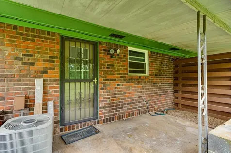 2836 Ohana Way Chattanooga TN 37421