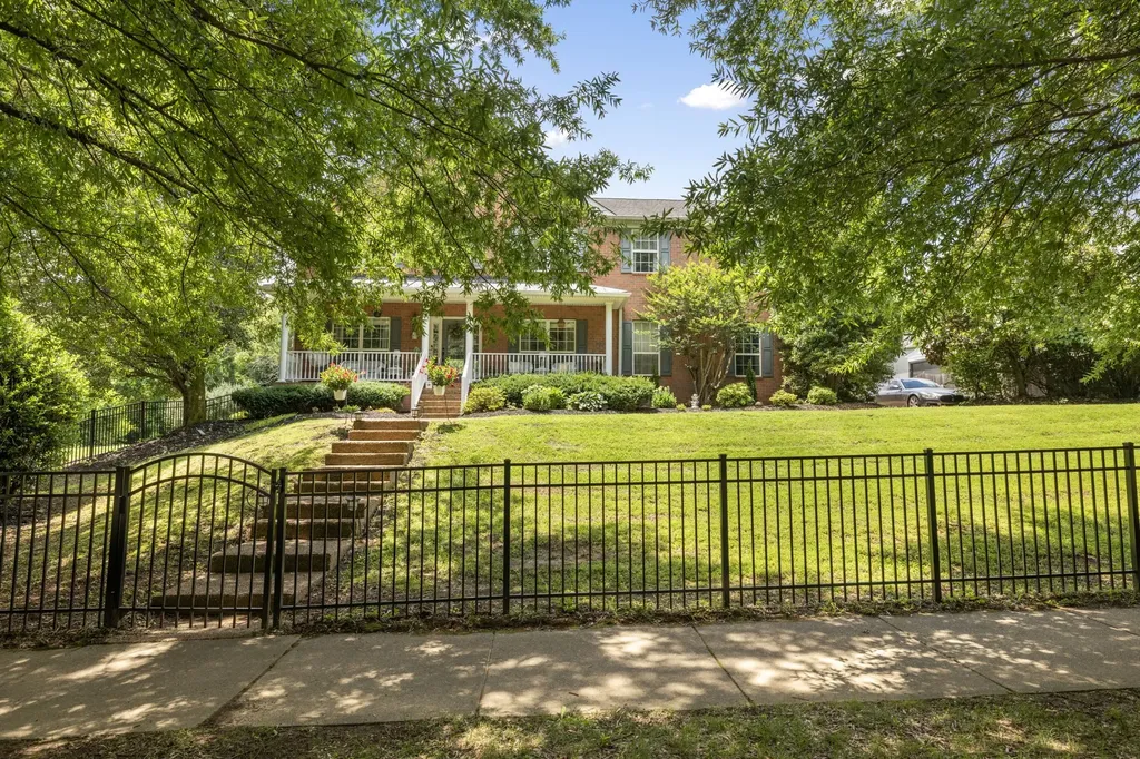 1005 Market Street Franklin TN 37067