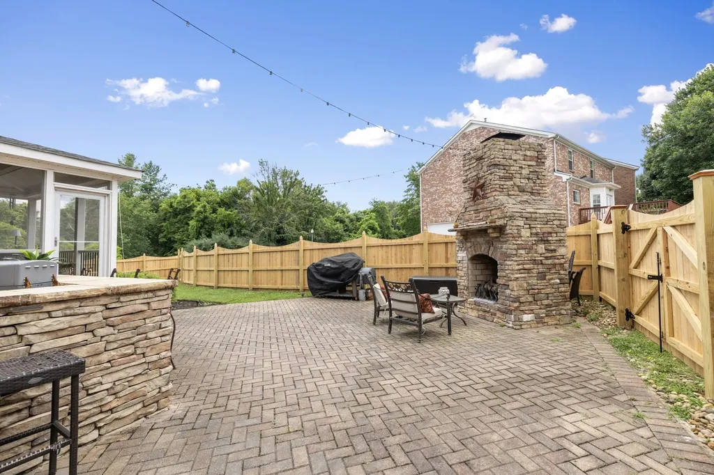 1005 Market Street Franklin TN 37067