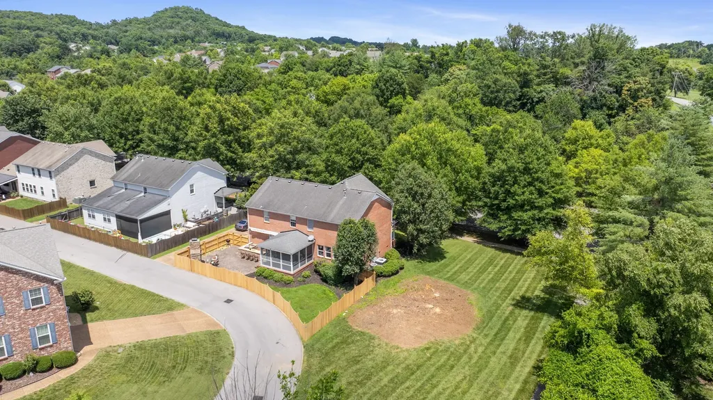 1005 Market Street Franklin TN 37067