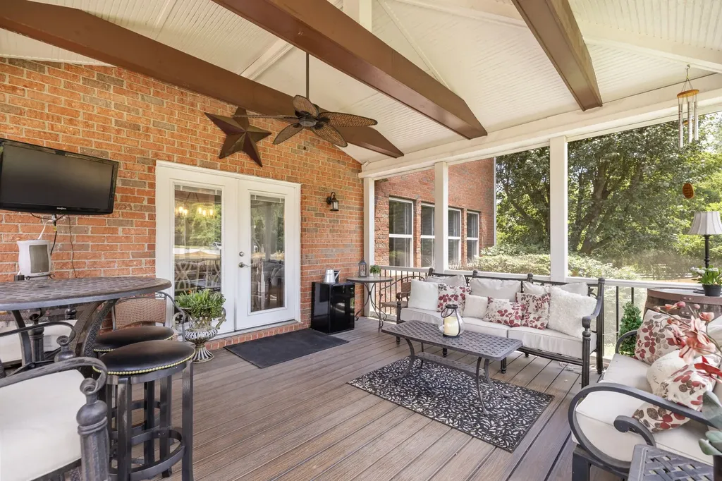 1005 Market Street Franklin TN 37067
