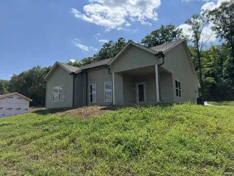 2266 White Ridge Road Pelham TN 37366