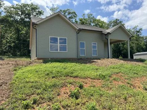 2266 White Ridge Road Pelham TN 37366