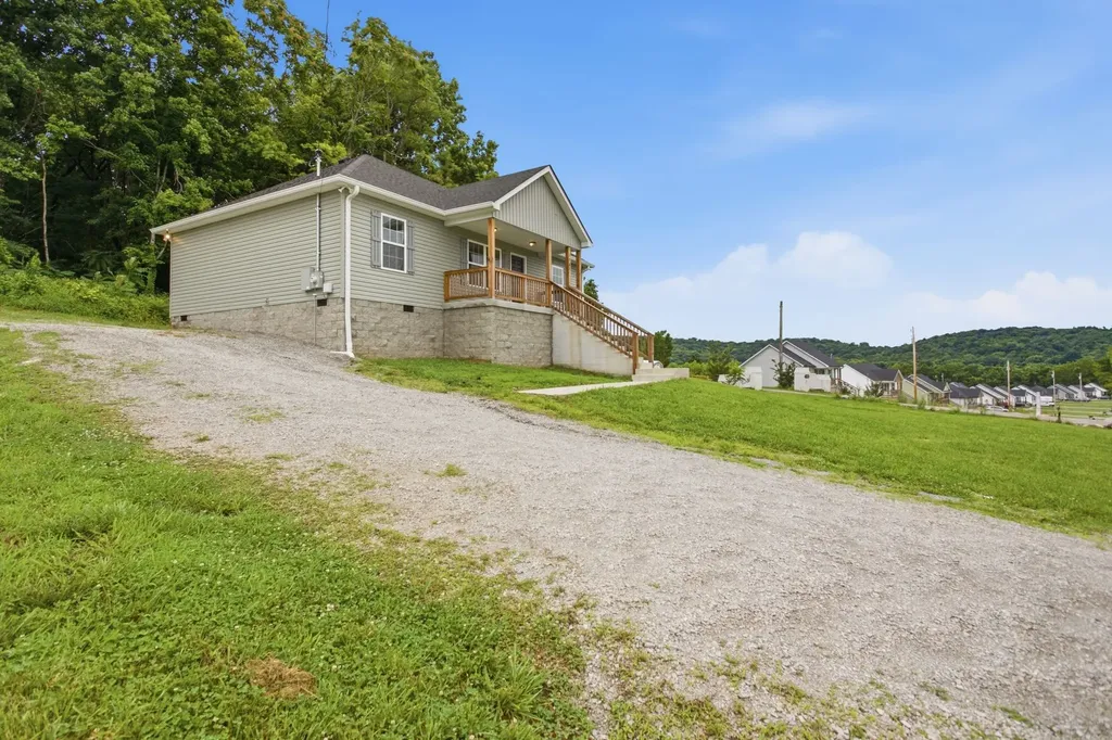 1765 Old Belfast Road Lewisburg TN 37091
