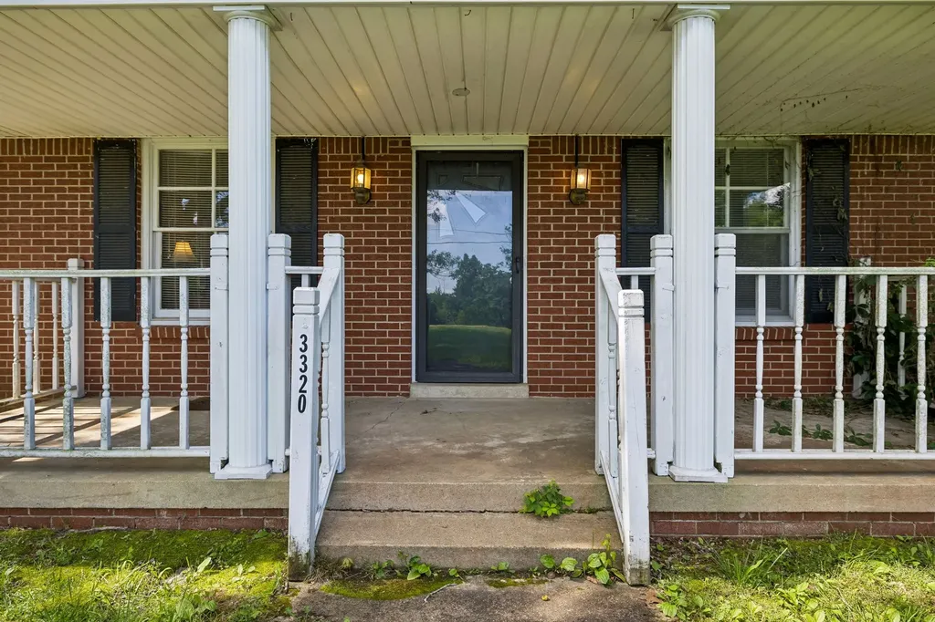 3320 Highway 49, E Charlotte TN 37036