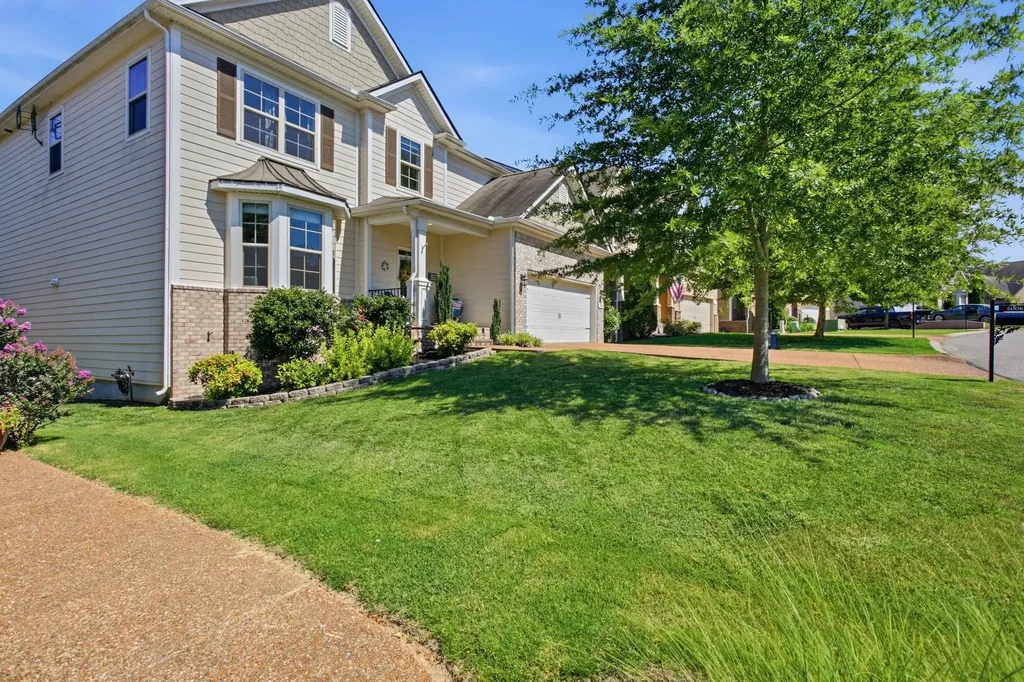 5006 Colton Drive Spring Hill TN 37174