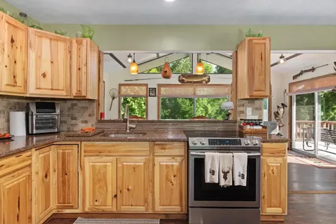 751 Ridge Drive Cadiz KY 42211