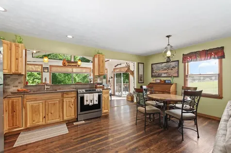 751 Ridge Drive Cadiz KY 42211