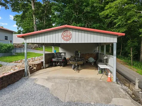 751 Ridge Drive Cadiz KY 42211