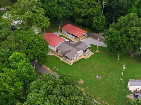 751 Ridge Drive Cadiz KY 42211