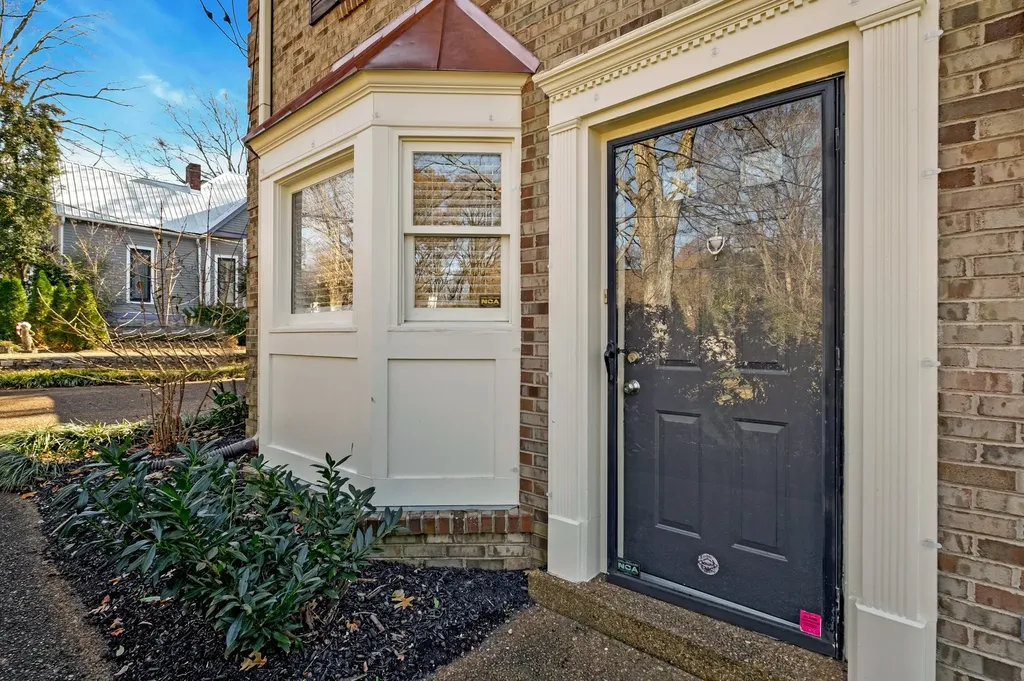 1005 Glendale Lane Nashville TN 37204