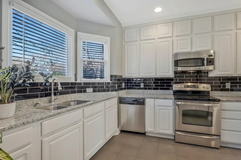 1005 Glendale Lane Nashville TN 37204