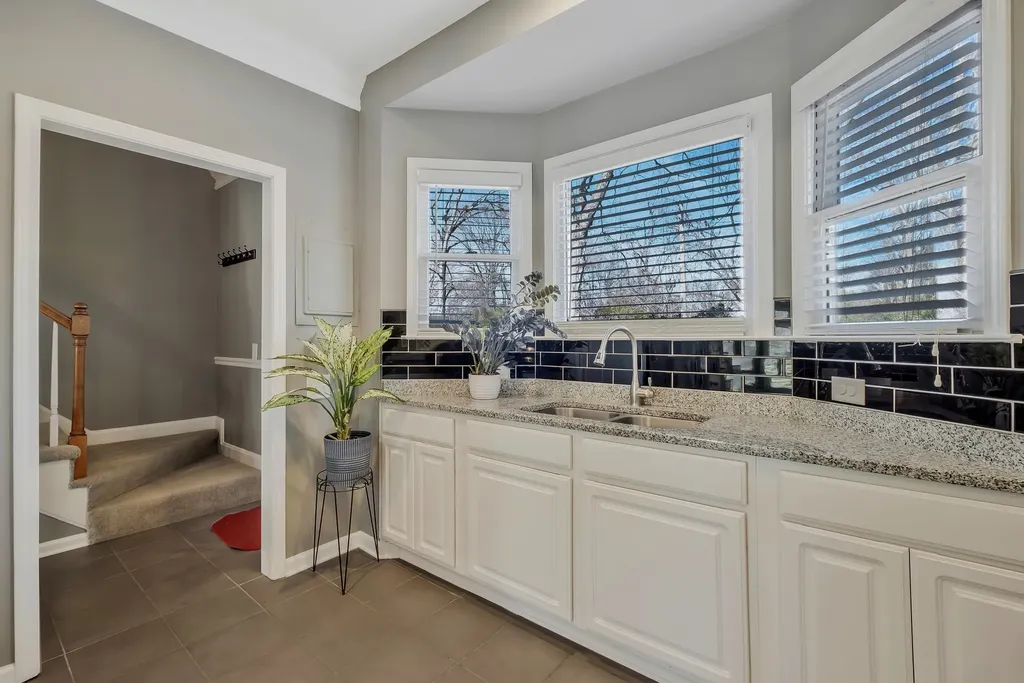1005 Glendale Lane Nashville TN 37204