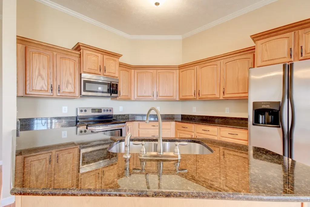 1625 Apache Way Clarksville TN 37042