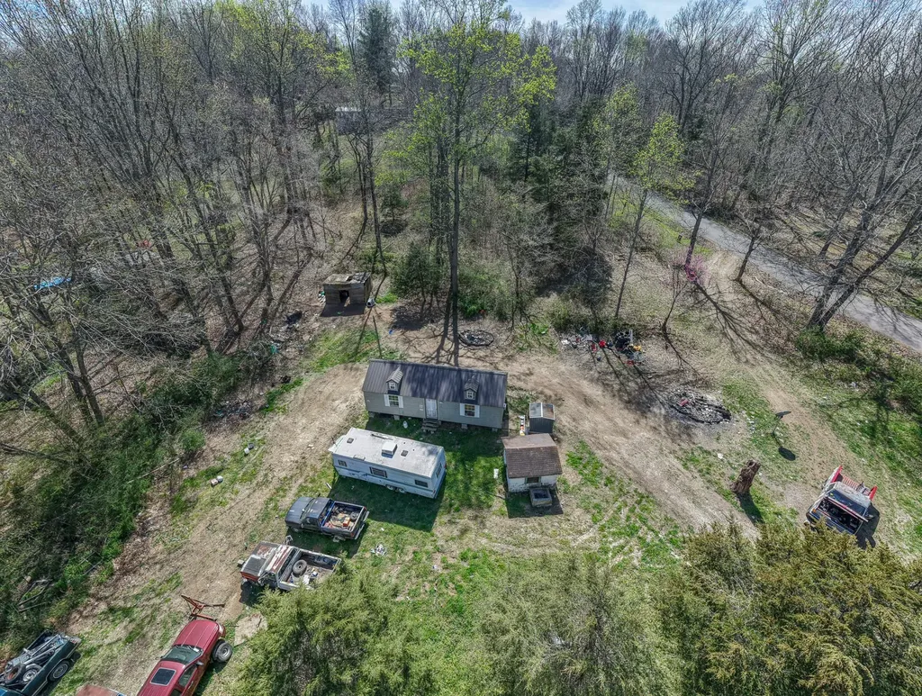 1200 Bloom Landing Road Charlotte TN 37036
