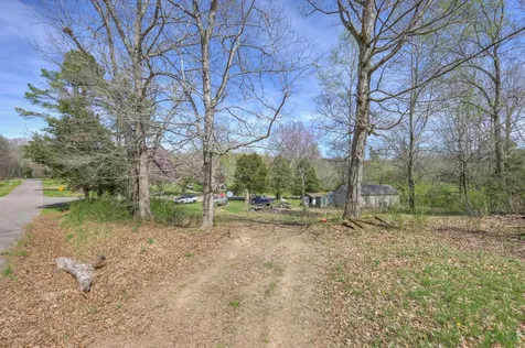 1200 Bloom Landing Road Charlotte TN 37036