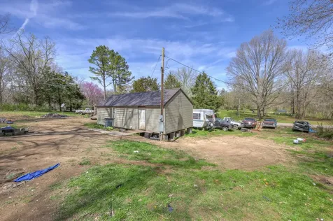 1200 Bloom Landing Road Charlotte TN 37036