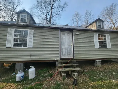 1200 Bloom Landing Road Charlotte TN 37036