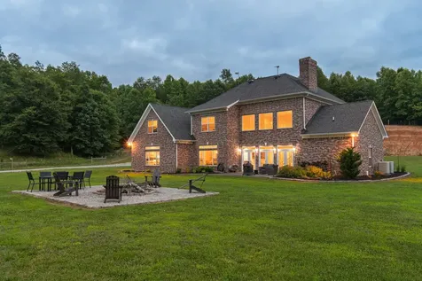 144 Abberly Lane Hohenwald TN 38462