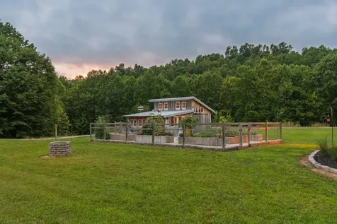 144 Abberly Lane Hohenwald TN 38462
