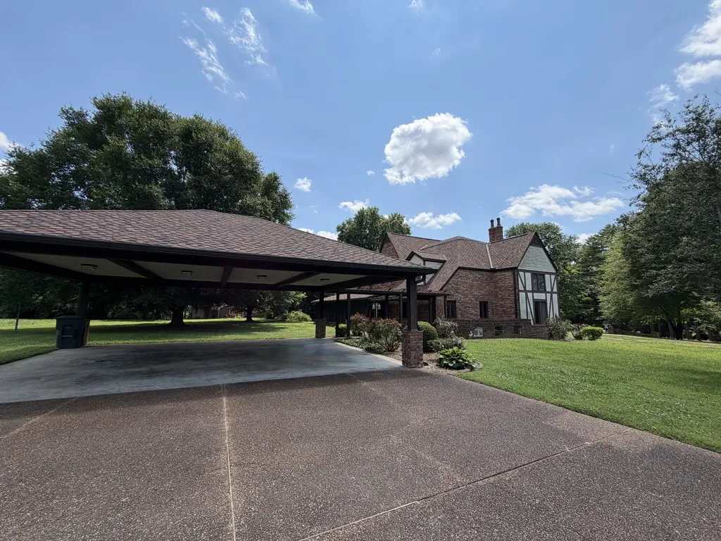 202 Oak Hill Drive Mcminnville TN 37110