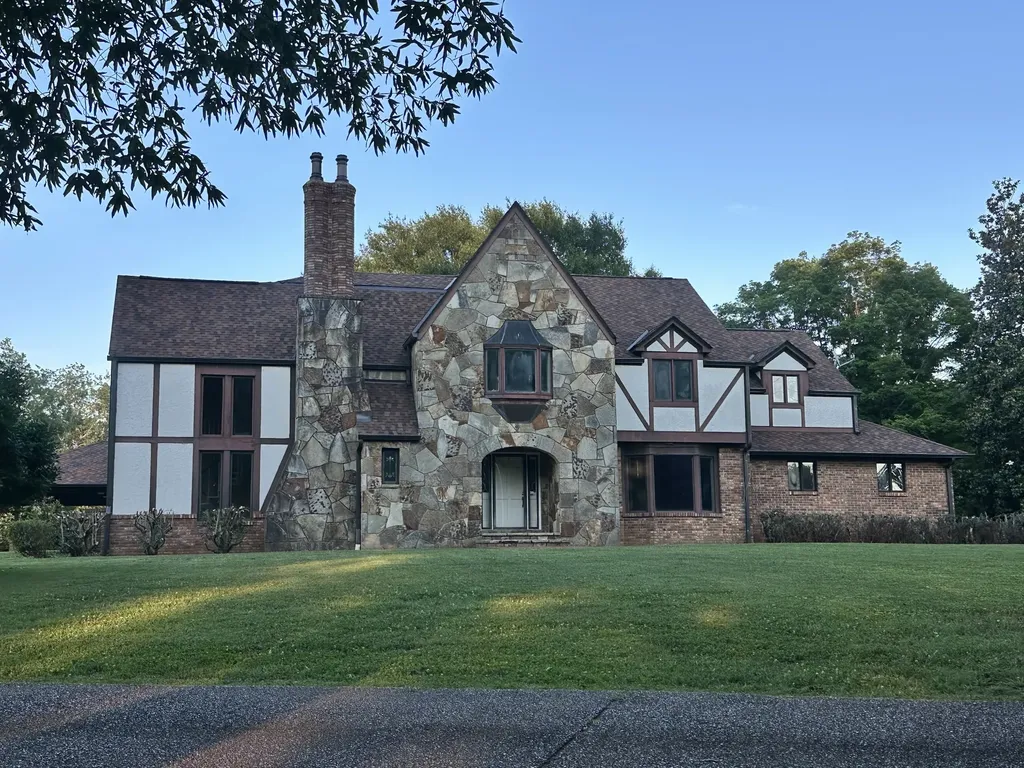202 Oak Hill Drive Mcminnville TN 37110