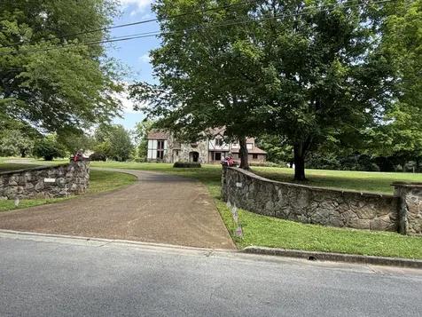 202 Oak Hill Drive Mcminnville TN 37110