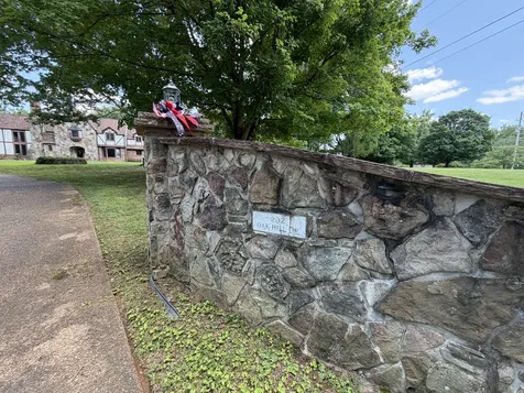 202 Oak Hill Drive Mcminnville TN 37110