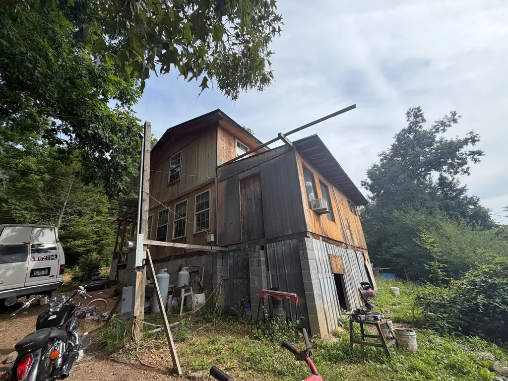 1757 Daxa Way Sevierville TN 37876