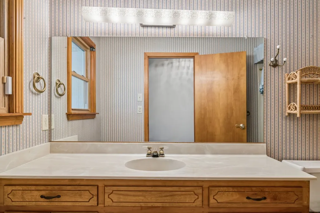 1731 Nashville Highway Columbia TN 38401