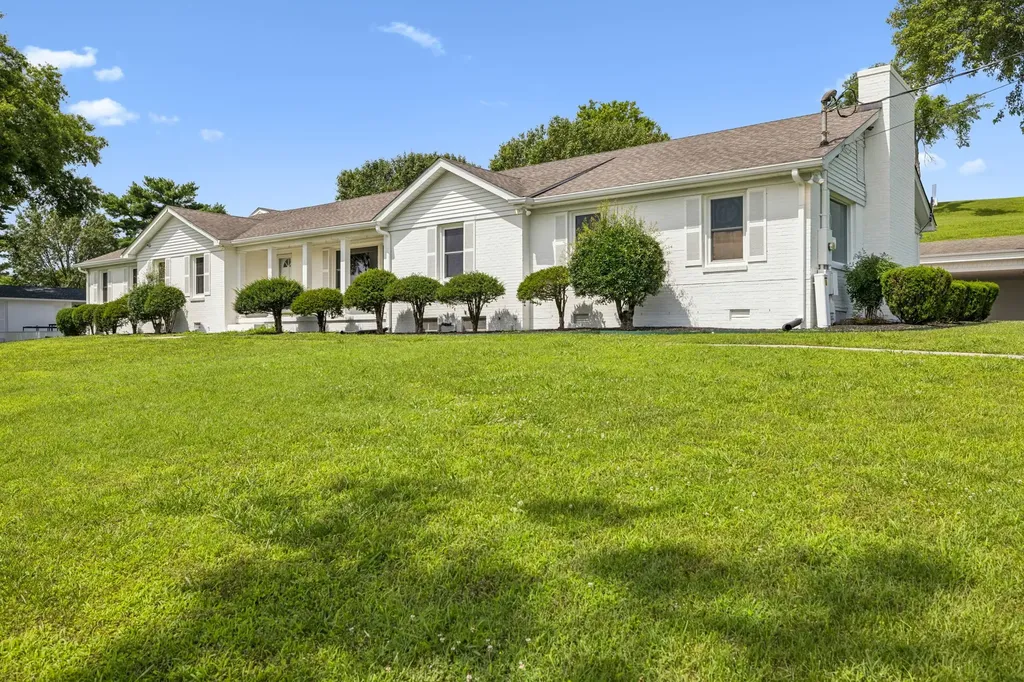 1731 Nashville Highway Columbia TN 38401