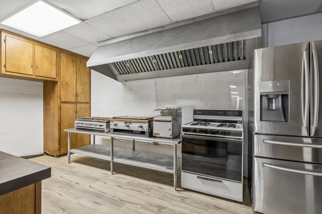 1731 Nashville Highway Columbia TN 38401
