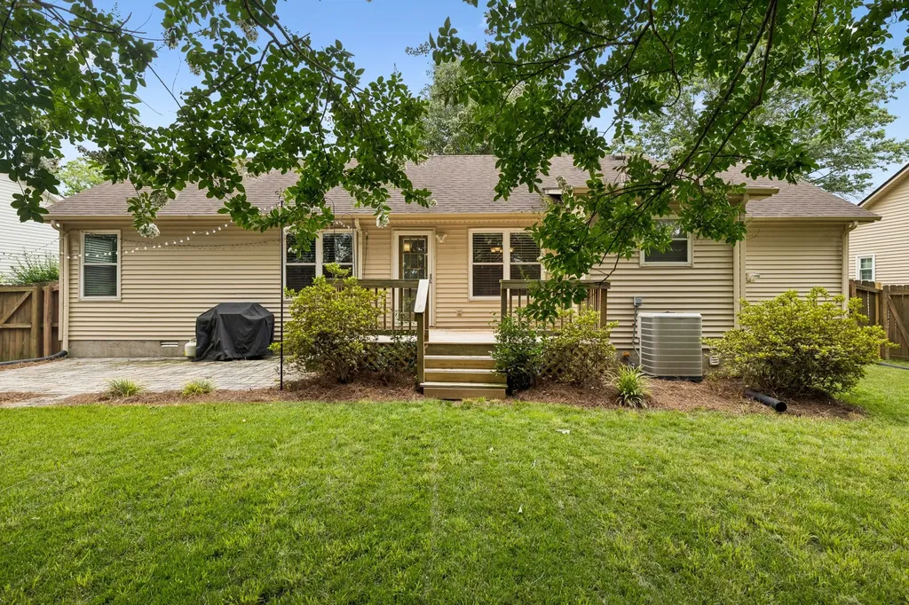 2132 Riverway Drive Old Hickory TN 37138