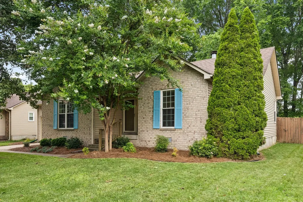 2132 Riverway Drive Old Hickory TN 37138