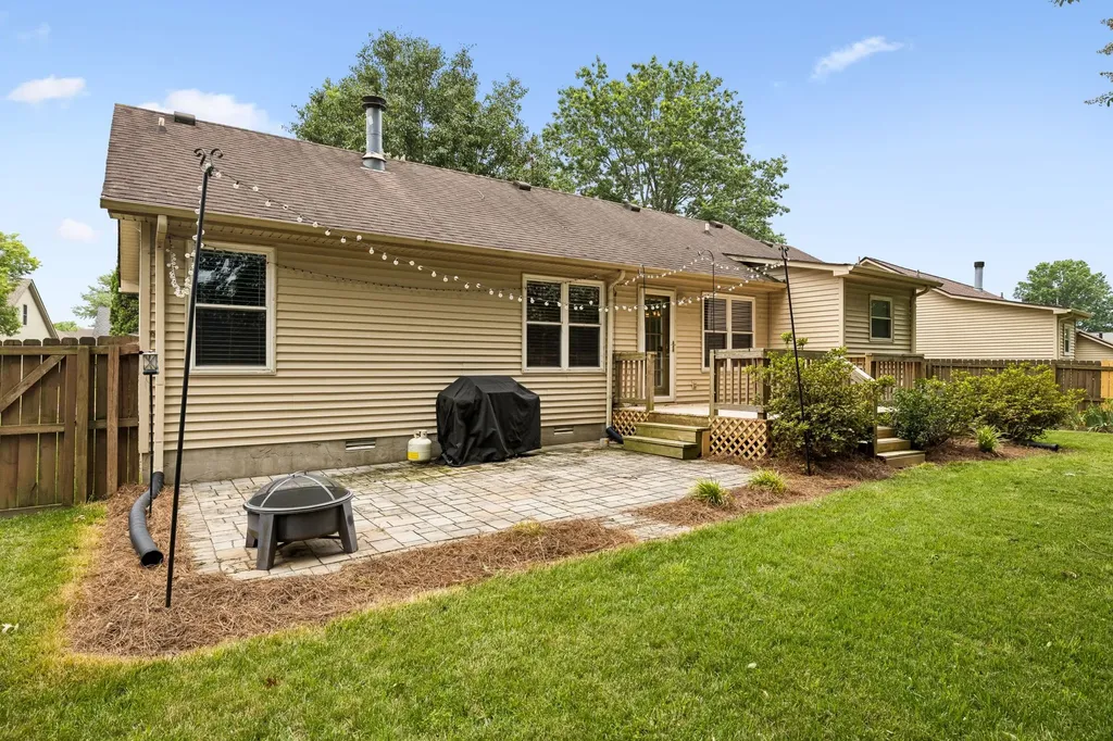 2132 Riverway Drive Old Hickory TN 37138
