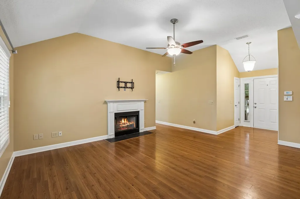 2132 Riverway Drive Old Hickory TN 37138