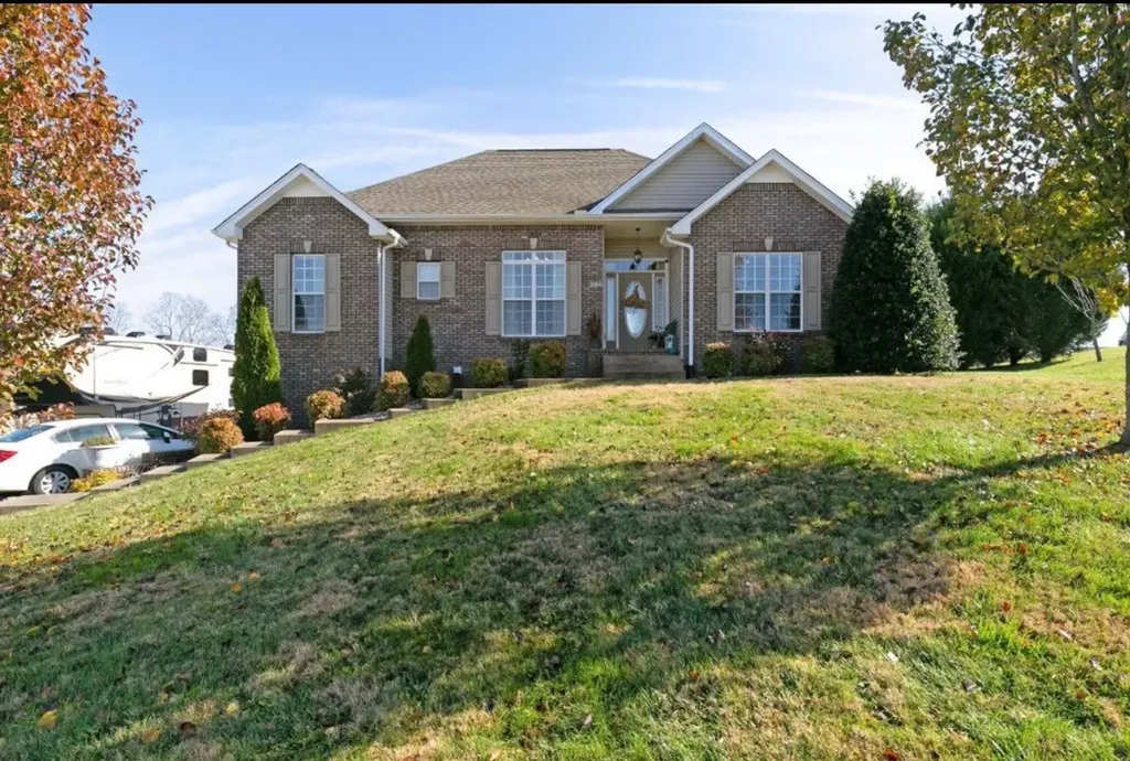 266 Glenda Court Pleasant View TN 37146